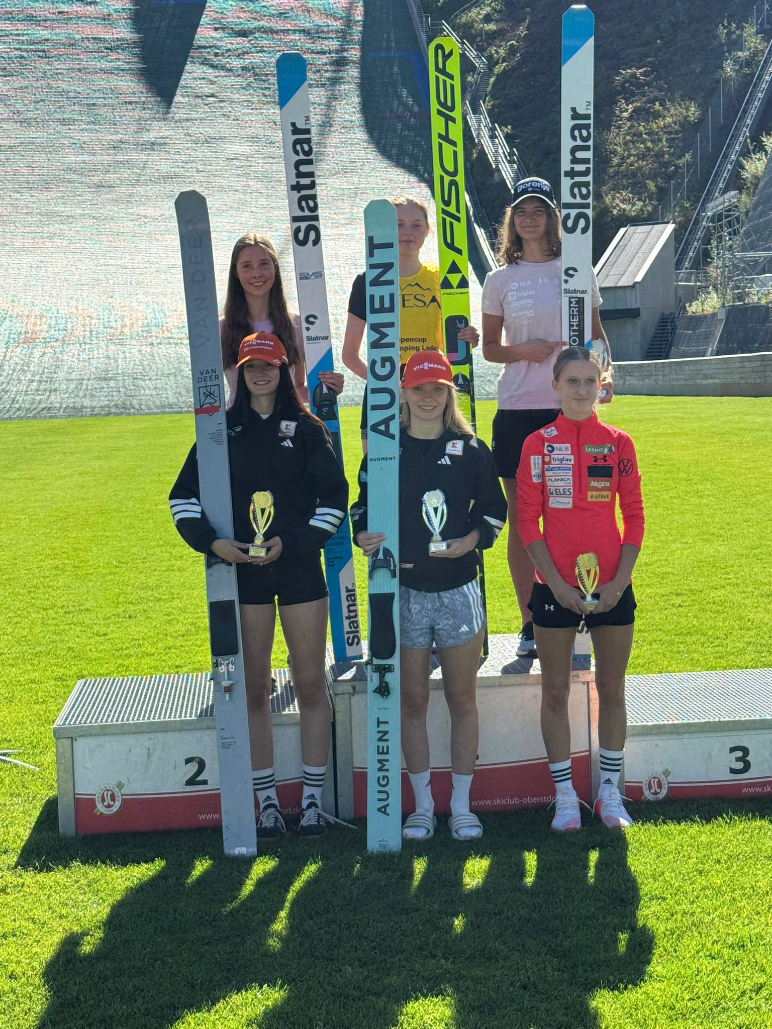 Bronze-Coup für Klingenthalerinnen beim Alpencup - VSC Klingenthal e.V.